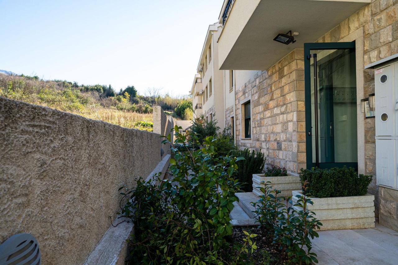 קוטור Boka View Luxury Suite - With Free Garage Parking מראה חיצוני תמונה
